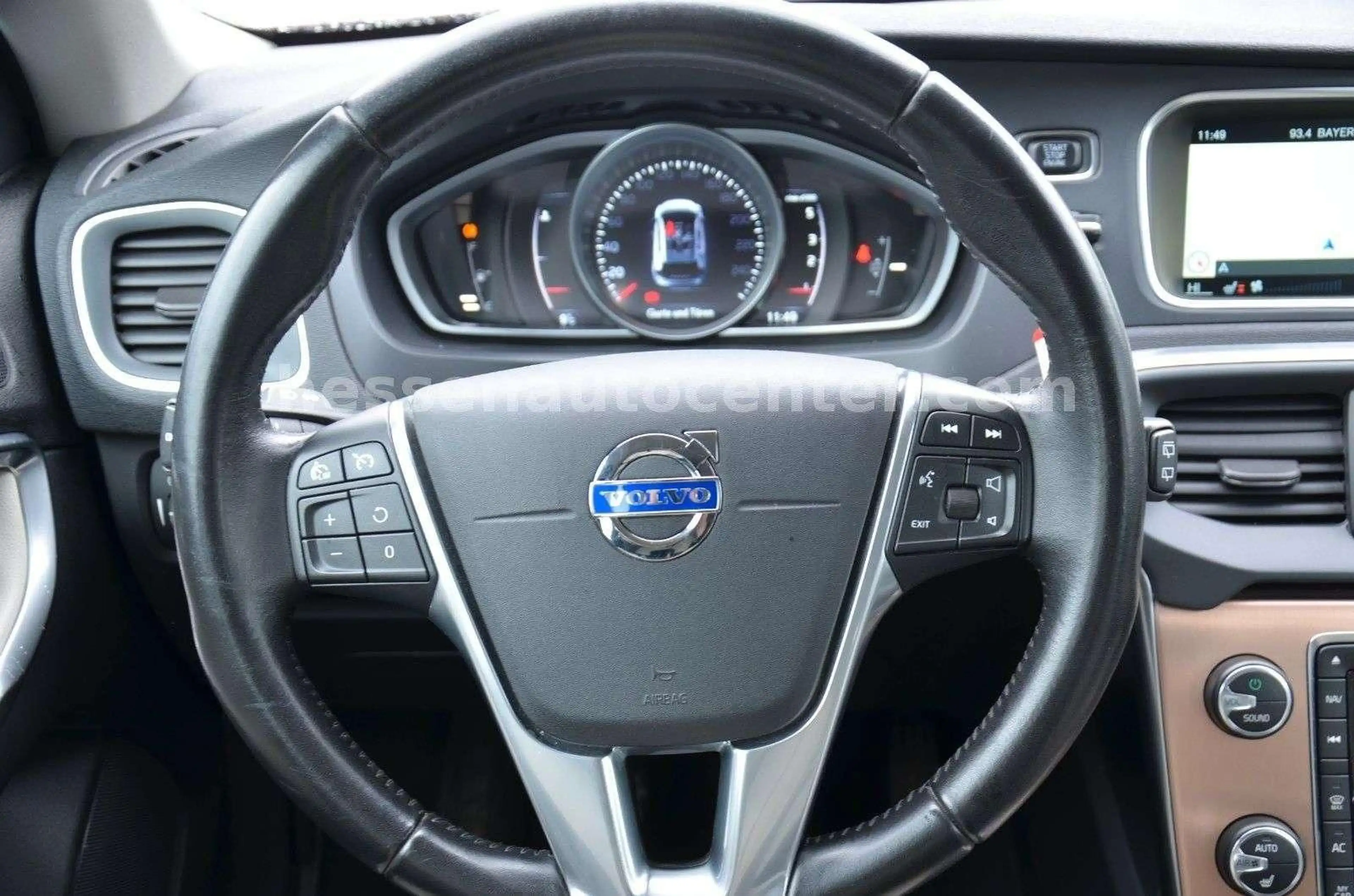 Volvo V40 Cross Country*Kamera*NAVI*XENON*TEMPO — photo 15