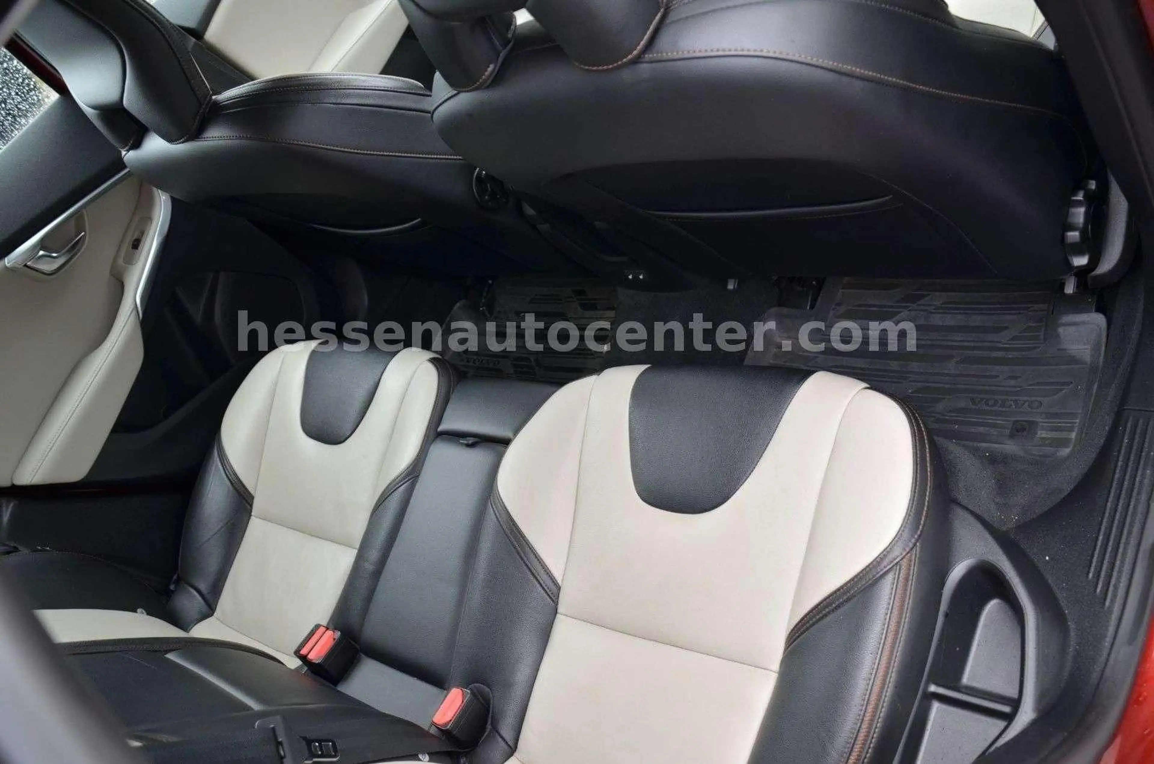 Volvo V40 Cross Country*Kamera*NAVI*XENON*TEMPO — photo 11