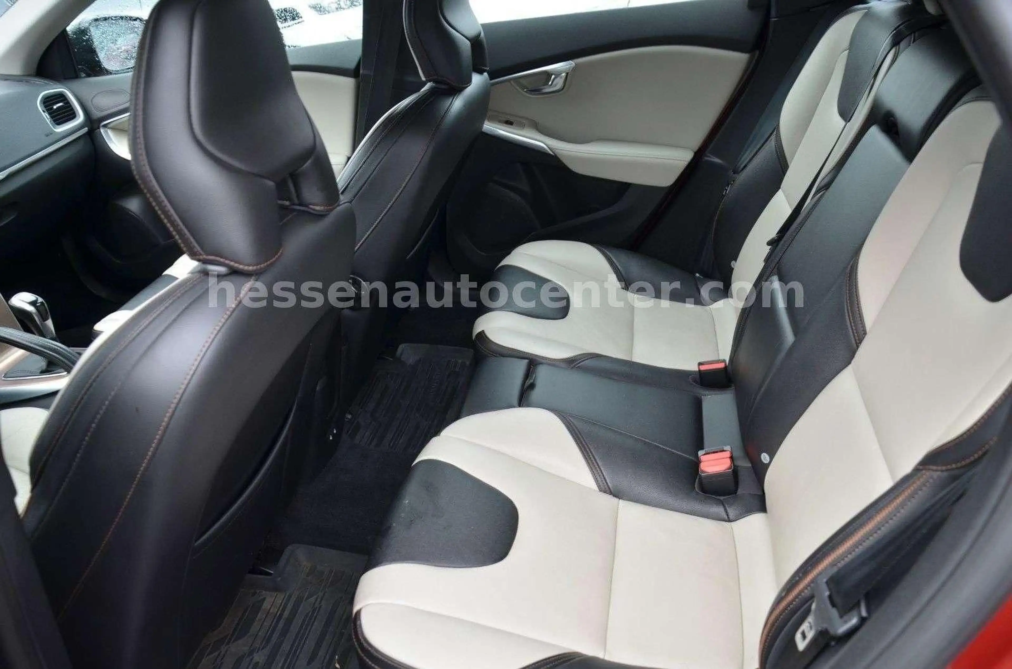 Volvo V40 Cross Country*Kamera*NAVI*XENON*TEMPO — photo 12