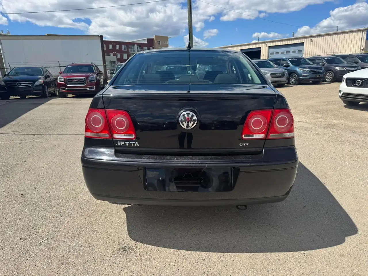Volkswagen Jetta photo Volkswagen Jetta