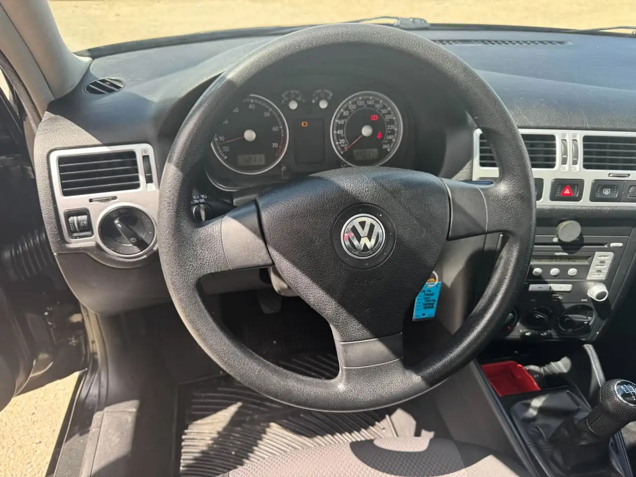 Volkswagen Jetta photo Volkswagen Jetta