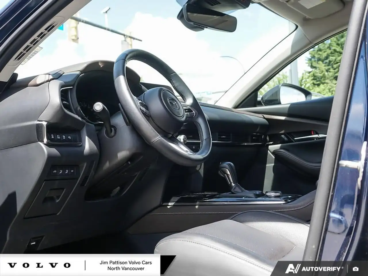 Mazda CX-30 снимка Mazda CX-30