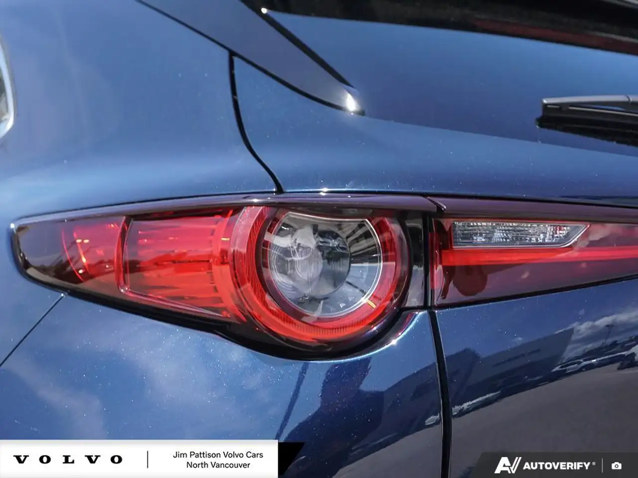 Mazda CX-30 снимка Mazda CX-30