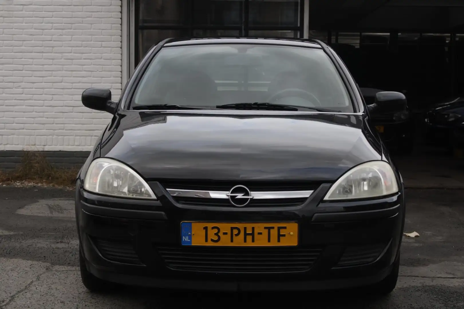Opel Corsa 1.2-16V Essentia / Airco / ÀPK Nieuw / Zwart - 2