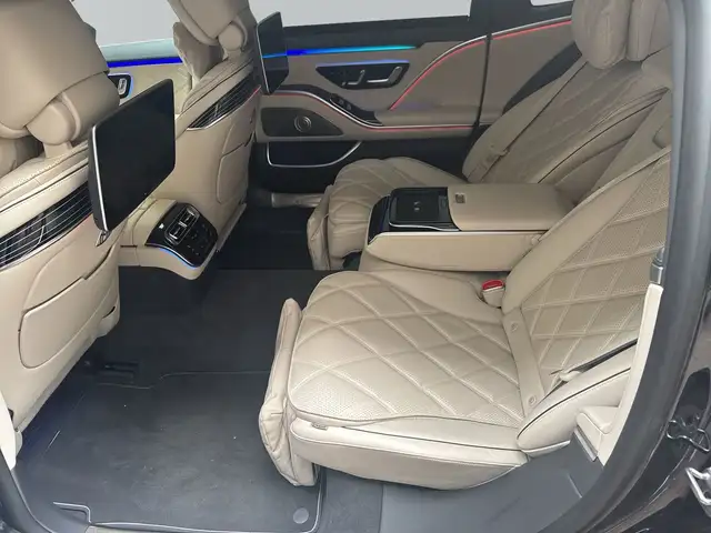 Mercedes-Benz S-Class view 9