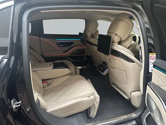 Mercedes-Benz S-Class view 11