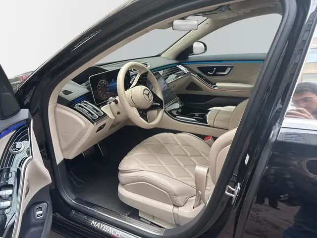 Mercedes-Benz S-Class view 8