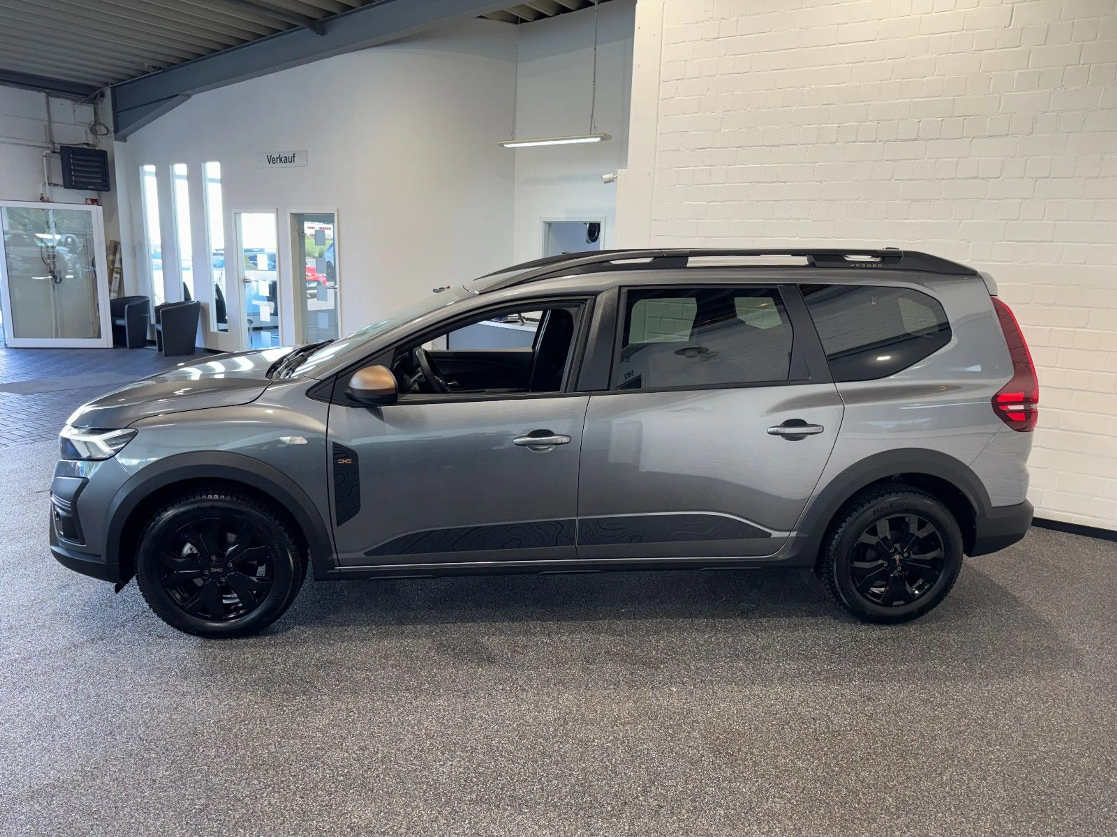 Dacia Jogger Extreme AUTOMATIK NAVI+CAM ALLWETTER — photo 4