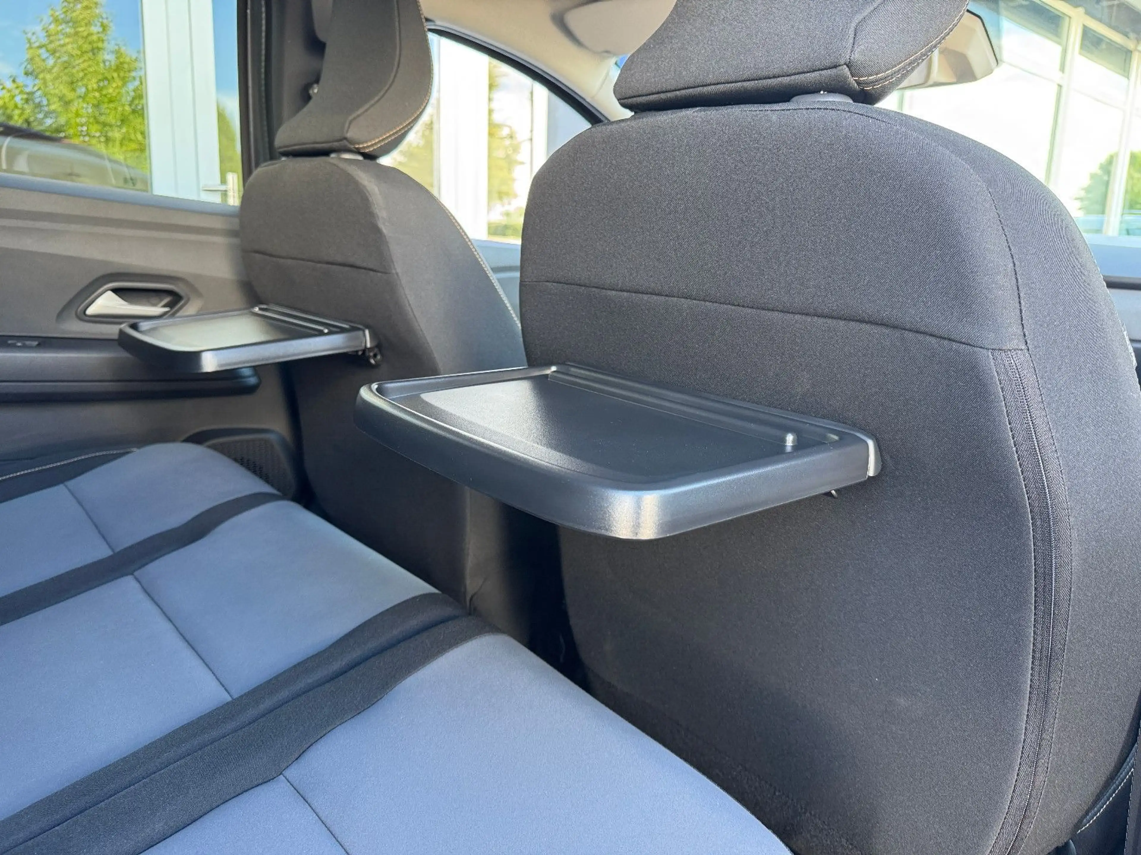 Dacia Jogger Extreme AUTOMATIK NAVI+CAM ALLWETTER — photo 12