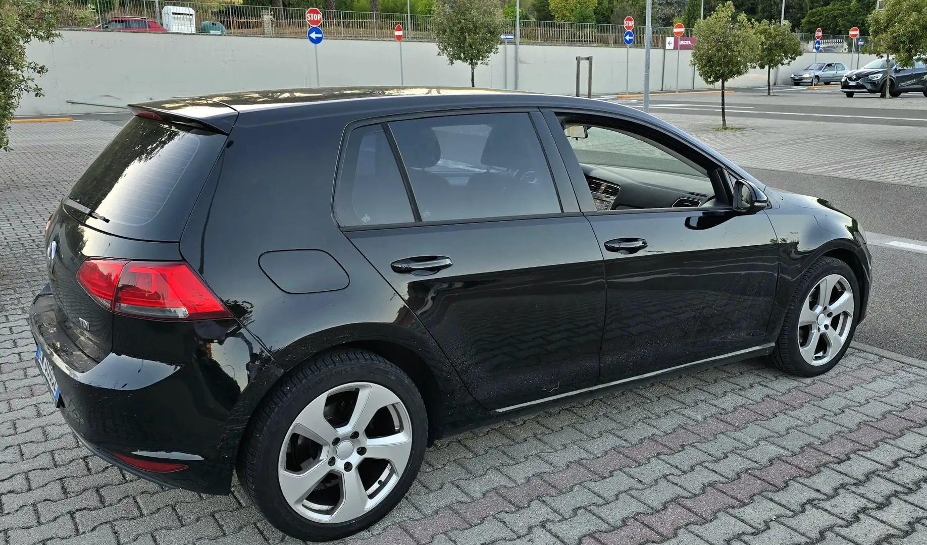 Volkswagen Golf 7 1.6 tdi Highline 5 porte - 2