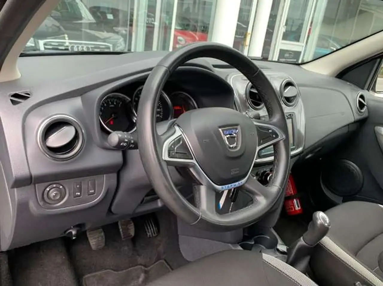 Dacia Sandero Sandero Stepway — photo 8