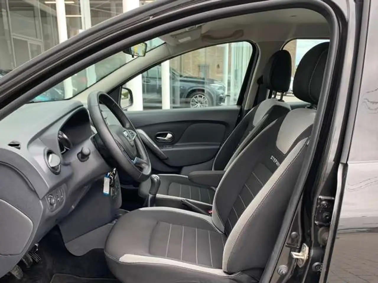 Dacia Sandero Sandero Stepway — photo 9