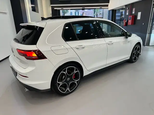 Volkswagen Golf view 7
