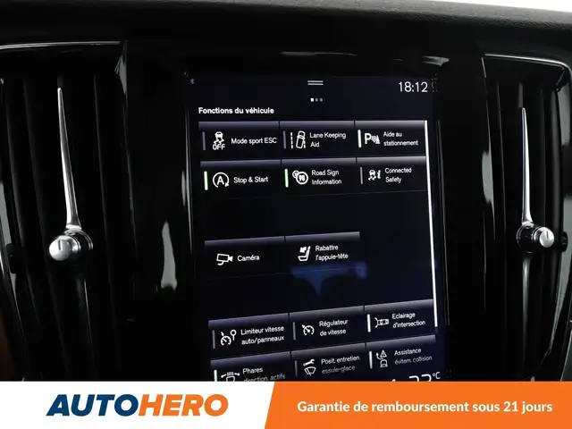 Volvo S90 view 26