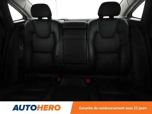 Volvo S90 view 15