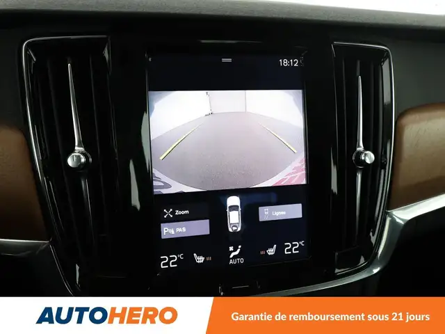 Volvo S90 view 24