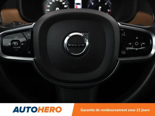 Volvo S90 view 19