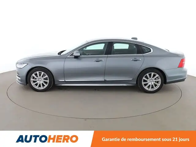 Volvo S90 view 3