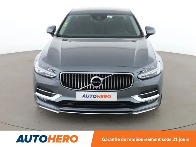 Volvo S90 view 9