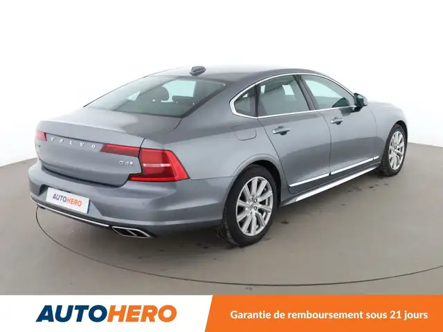 Volvo S90 view 6