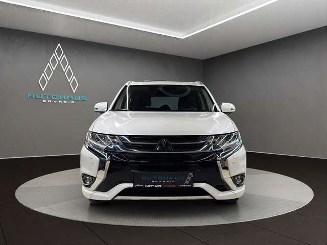 Mitsubishi Outlander PHEV Top 4WD *AHK*NAVI*KAMERA*LEDER*
