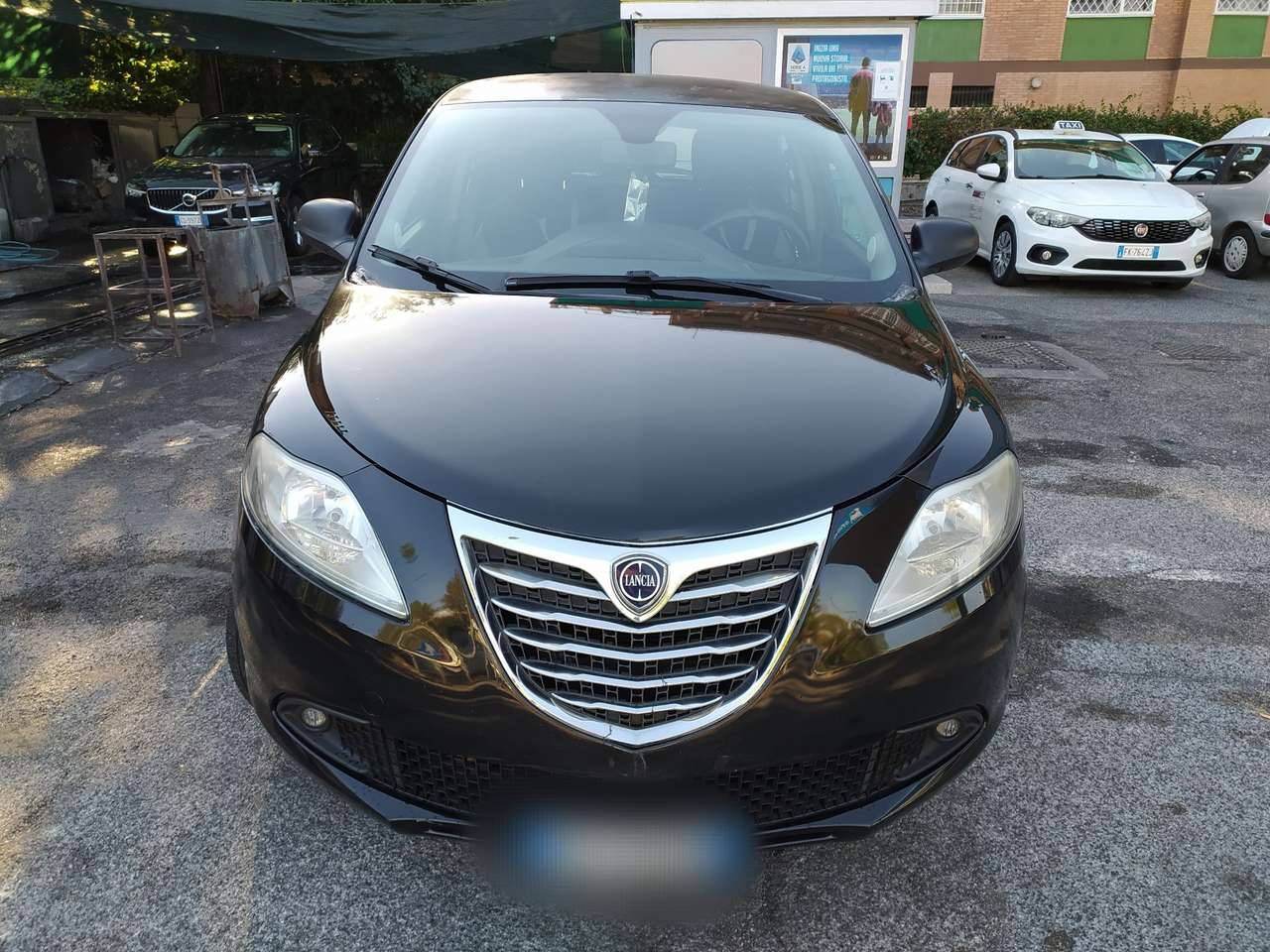 Lancia Ypsilon Ypsilon 0.9 t.air Silver ecochic metano 80cv
