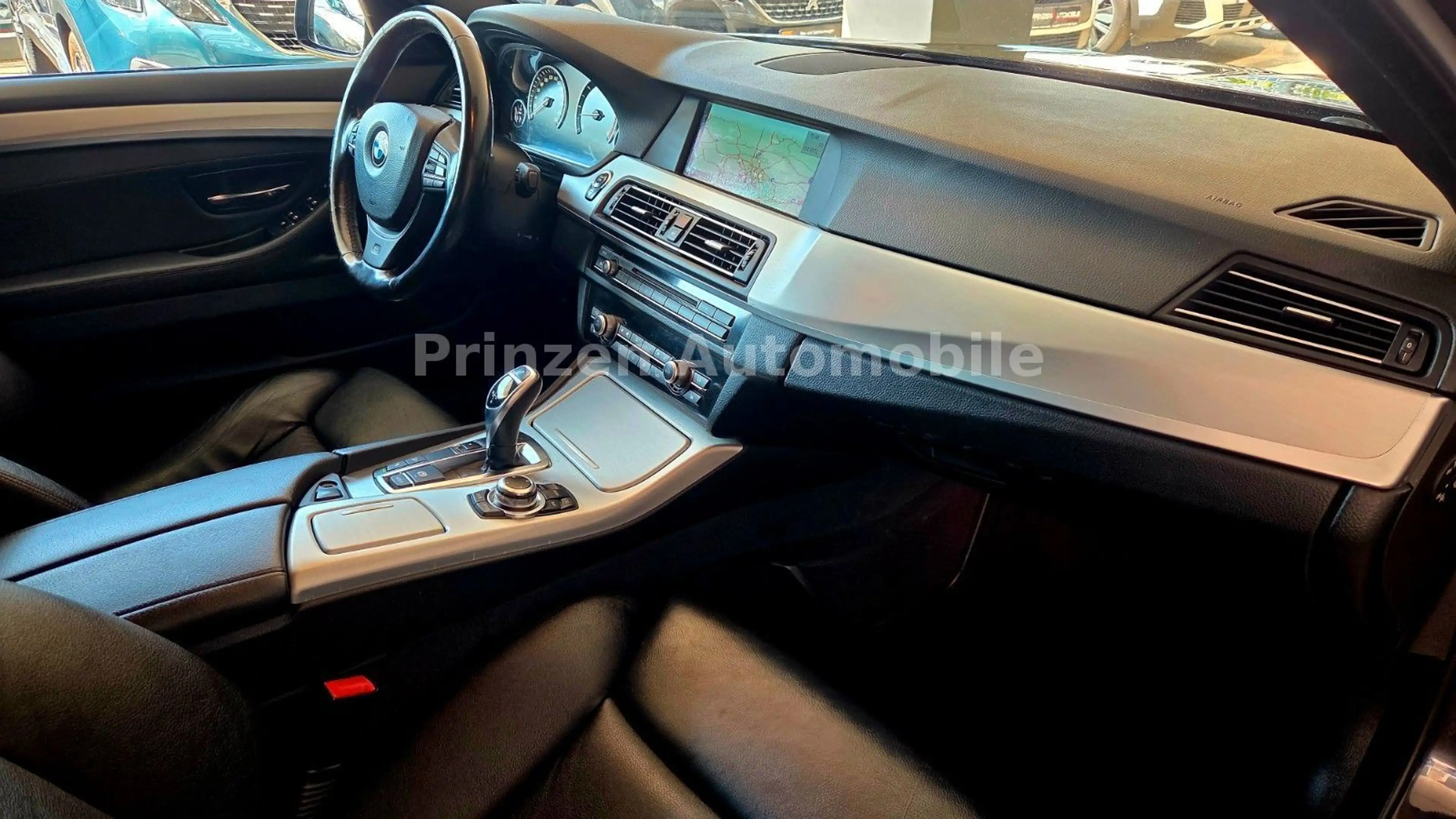 BMW 535 d xDrive Sport M Paket*Pano*Head-Up*R.Cam*AH — photo 12