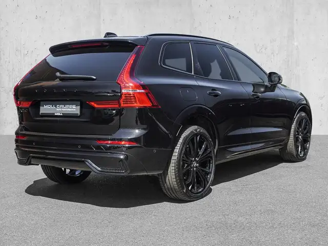 Volvo XC60 view 4