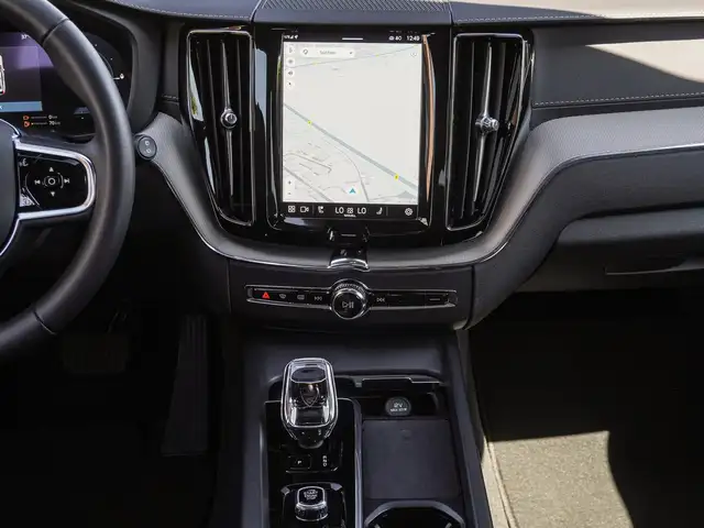 Volvo XC60 view 13