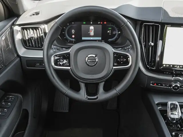 Volvo XC60 view 12