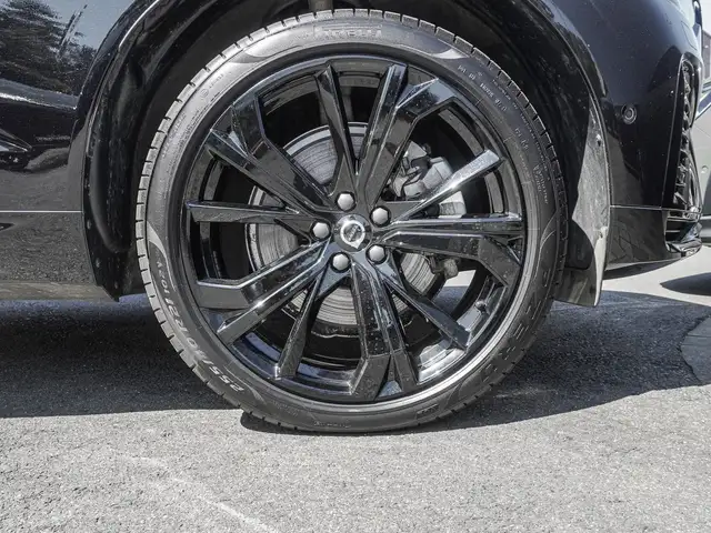 Volvo XC60 view 7