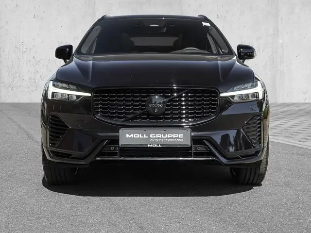 Volvo XC60 view 3