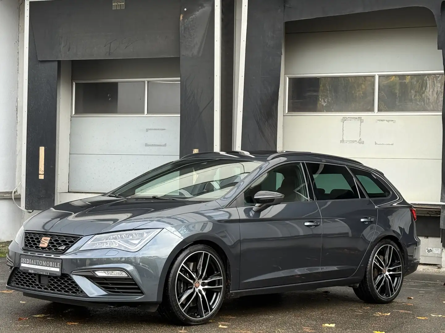 SEAT Leon Cupra 290 LED Navi Pano Virtuel Schalensitz Gris - 2