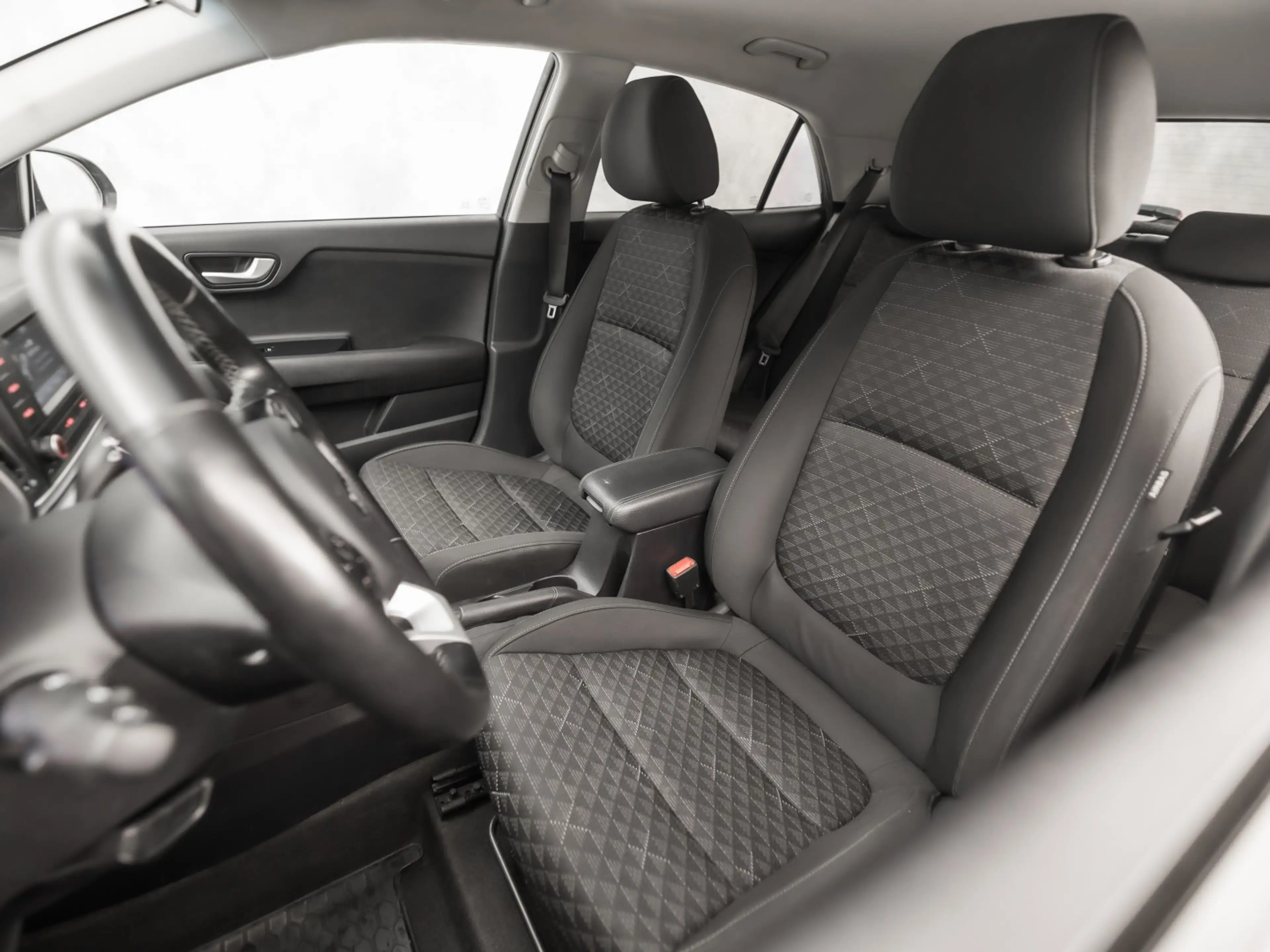 Kia Rio 1.4 Dynamic Sport Automaat (STUUR/STOELVERWARMING, — photo 16