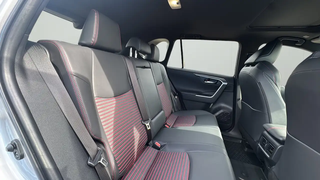 Toyota RAV 4 Prime снимка Toyota RAV 4 Prime