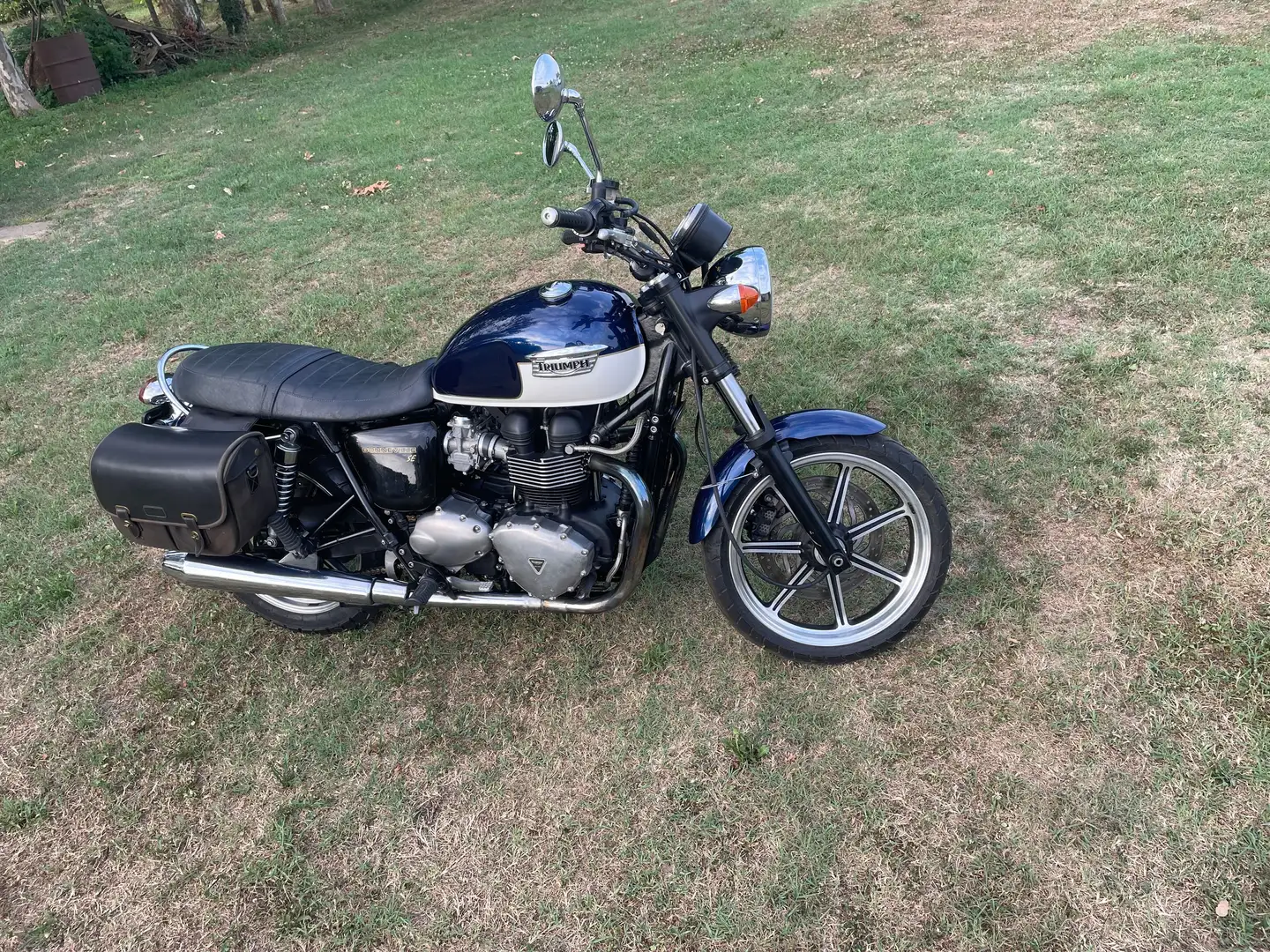 Triumph Bonneville SE Kék - 1