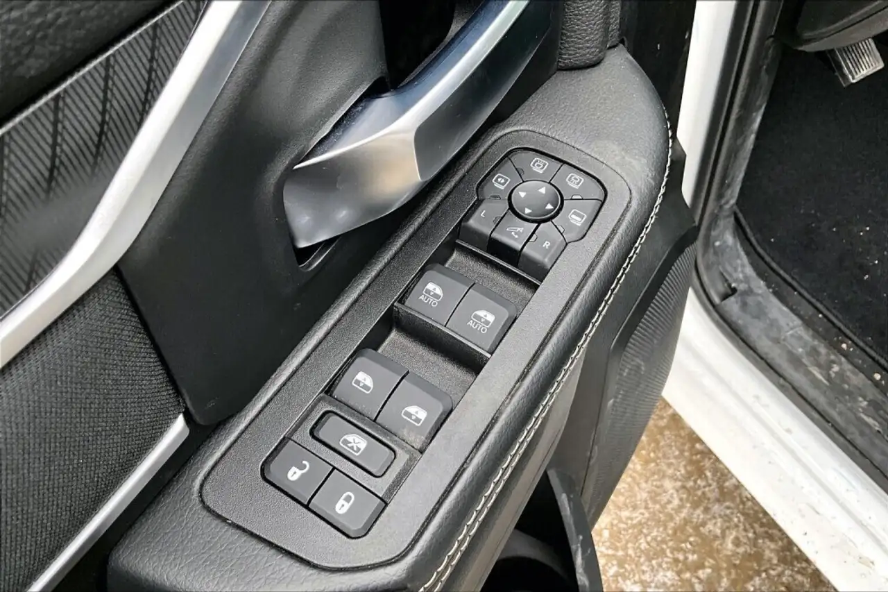 RAM 3500 снимка RAM 3500