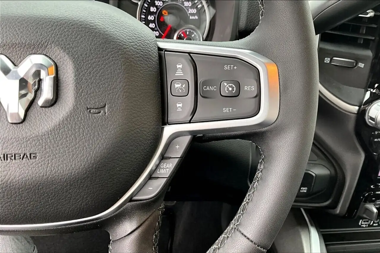 RAM 3500 снимка RAM 3500