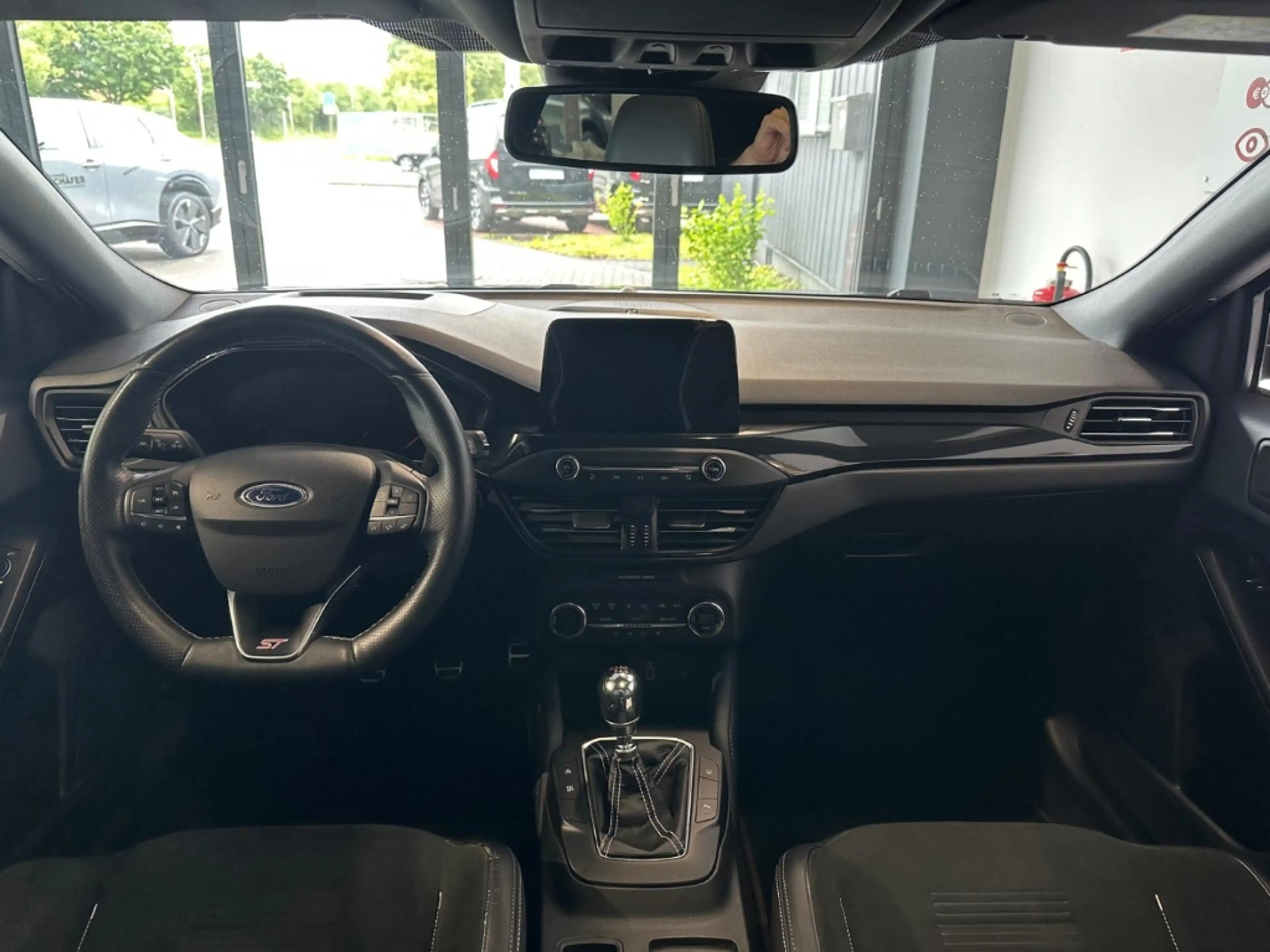 Ford Focus Lim. ST HUD AD El. Panodach Sportsitze LenkradHZG — photo 8