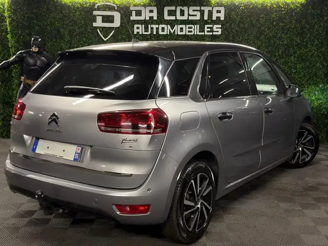 Citroen C4 view 8