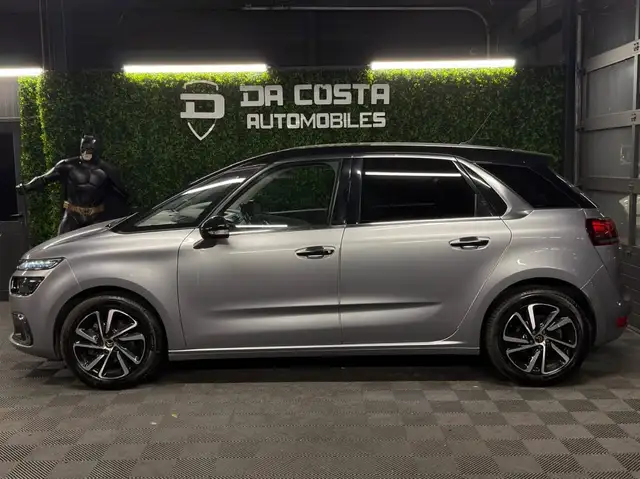 Citroen C4 view 5