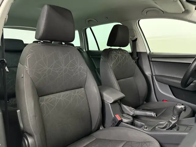 Skoda Octavia view 15