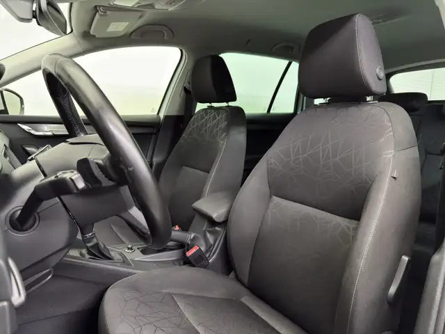 Skoda Octavia view 7