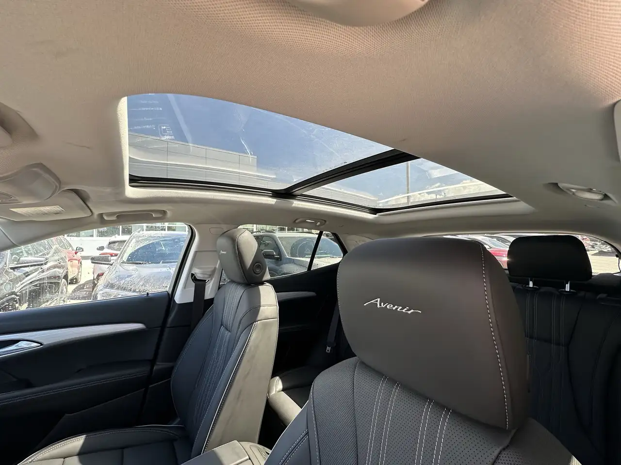 Buick Envision fotografie Buick Envision