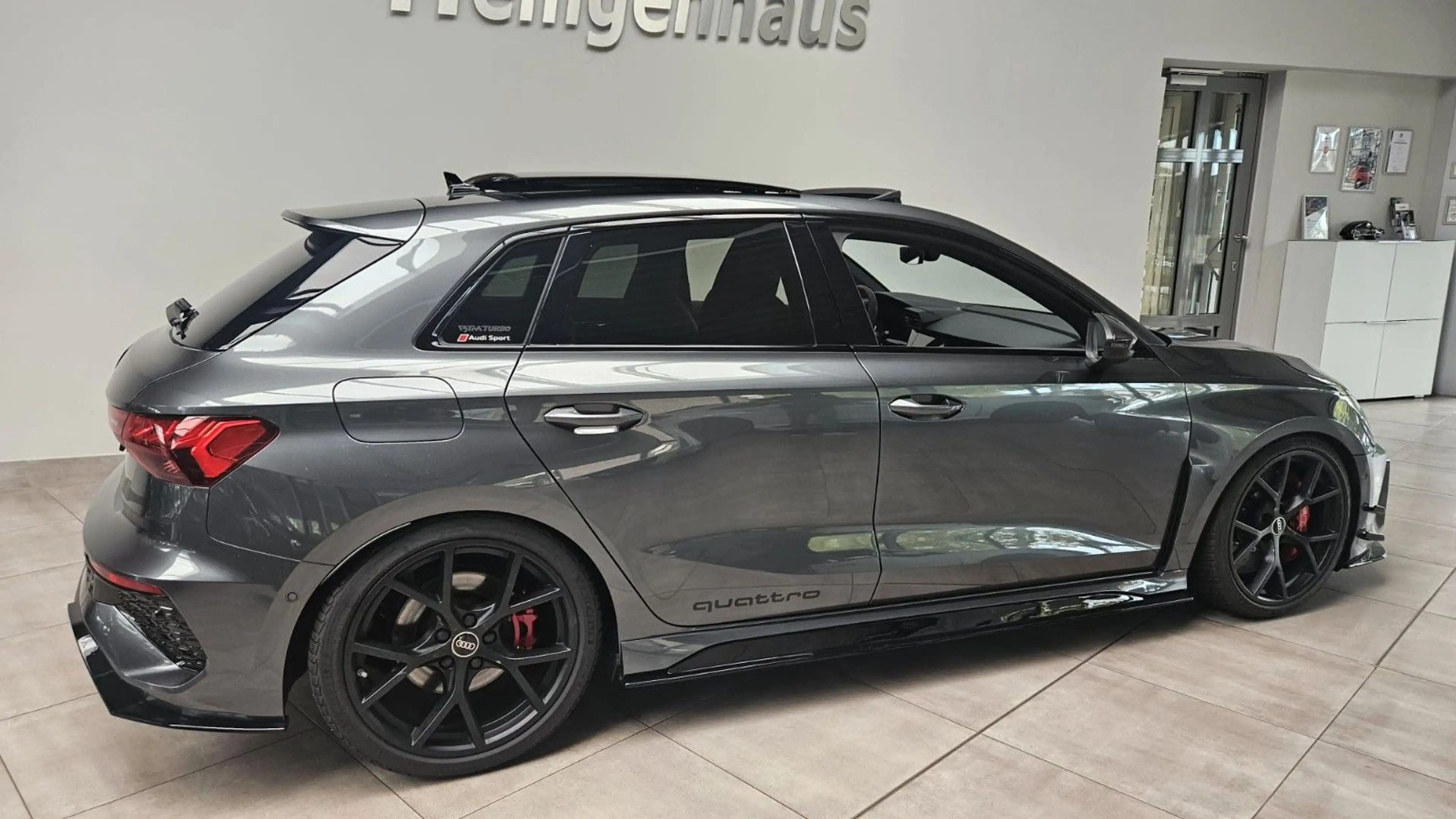 Audi RS3 RS 3 Sportback Pano Matrix Leder Keramik 290kmh — photo 4