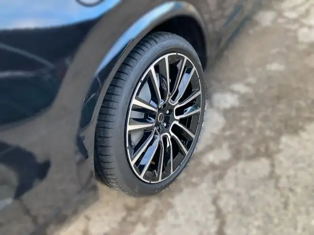 Volvo XC90 Ultra, T8 AWD Plug-in Hybrid, Elektrisch/Benzin, Dark, Ansicht 5