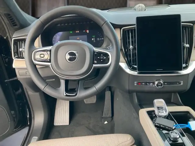 Volvo XC90 Ultra, T8 AWD Plug-in Hybrid, Elektrisch/Benzin, Dark, Ansicht 7