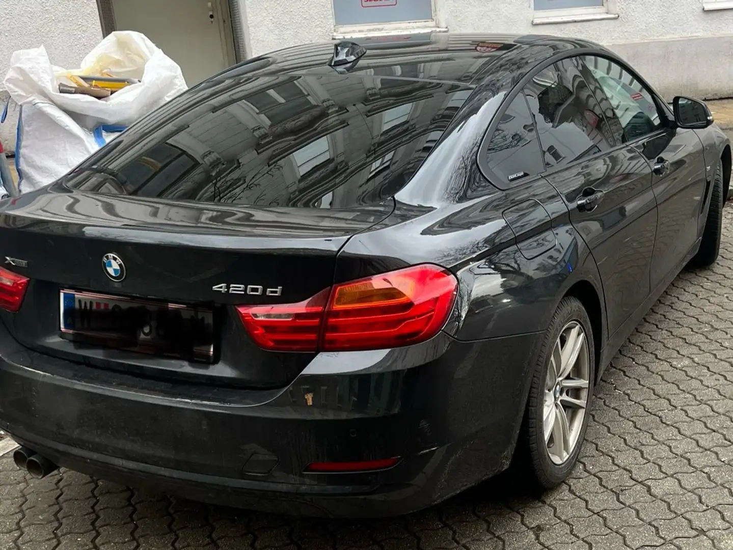BMW 420 420d xDrive Gran Coupe Sport Line Aut. Sport Line Schwarz - 1