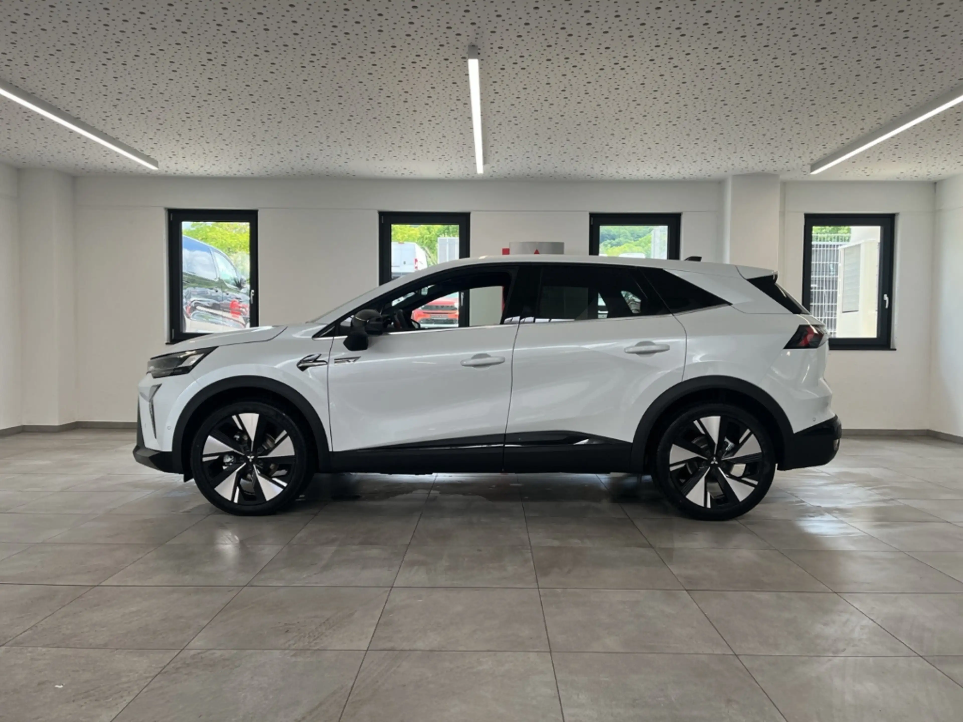 Mitsubishi Grandis 1.8 Hybrid Intro Edition eHeckklape 360° — photo 2