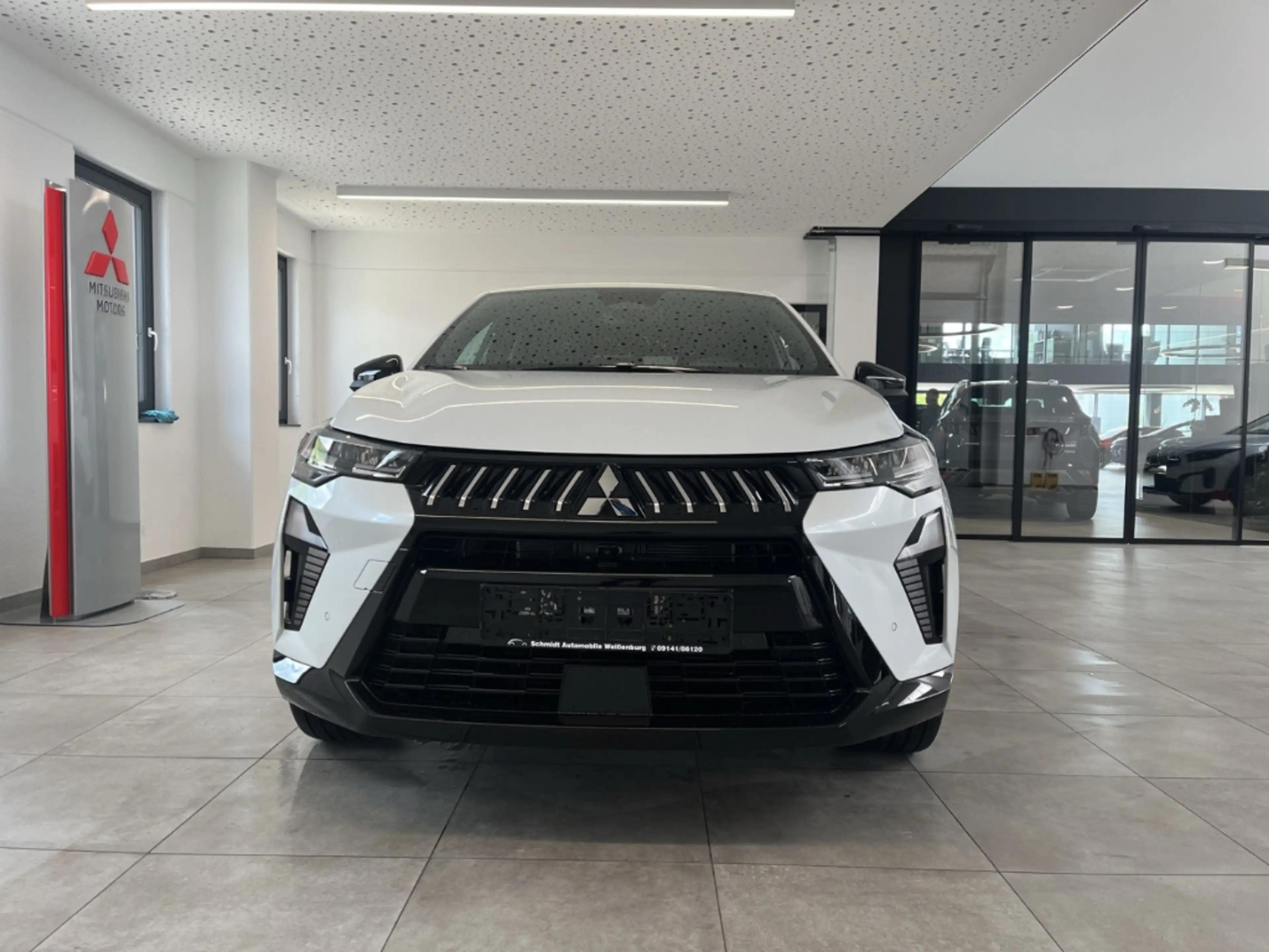 Mitsubishi Grandis 1.8 Hybrid Intro Edition eHeckklape 360° — photo 5